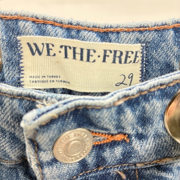 We The Free Moxie Womens Barrel Jeans Patch Distressed Size 33 - Picture 2 of 13